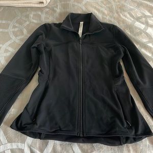 Lululemon, size 6, black full zip up jacket. Great condition, barely worn